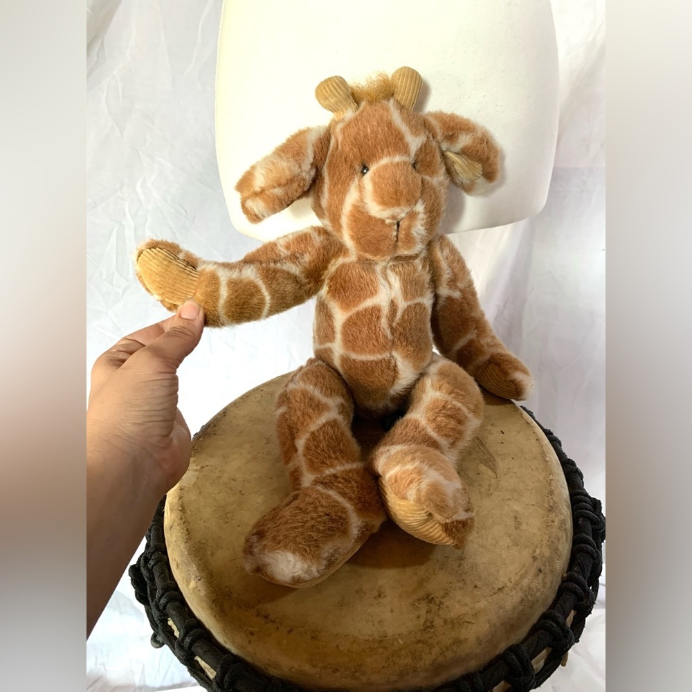 Vintage Russ‎ Godfrey Giraffe Plush Toy - Brown and Cream
